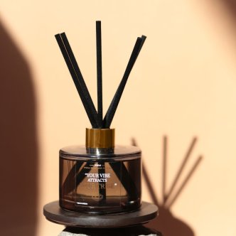 Reed Diffuser Your Vibe Attracts your tribe sthlm fragrance supplier