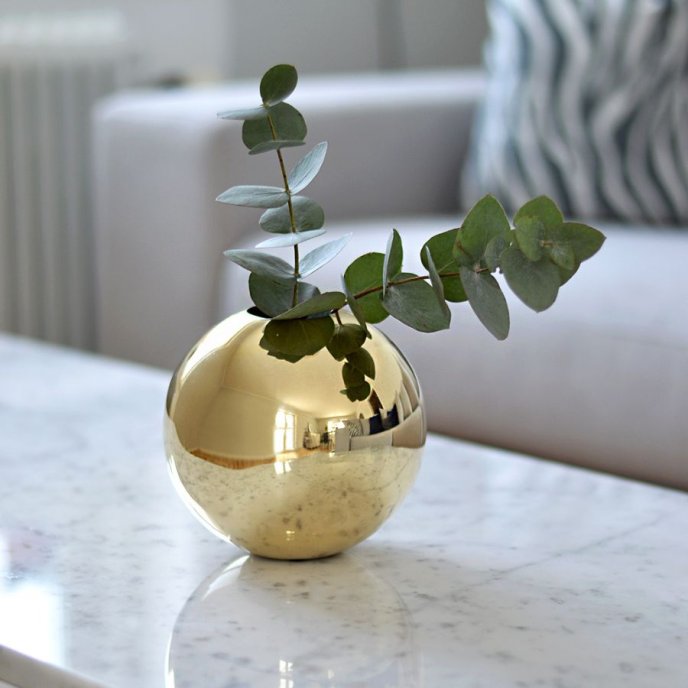 Hilke Vas Amico | Mässing